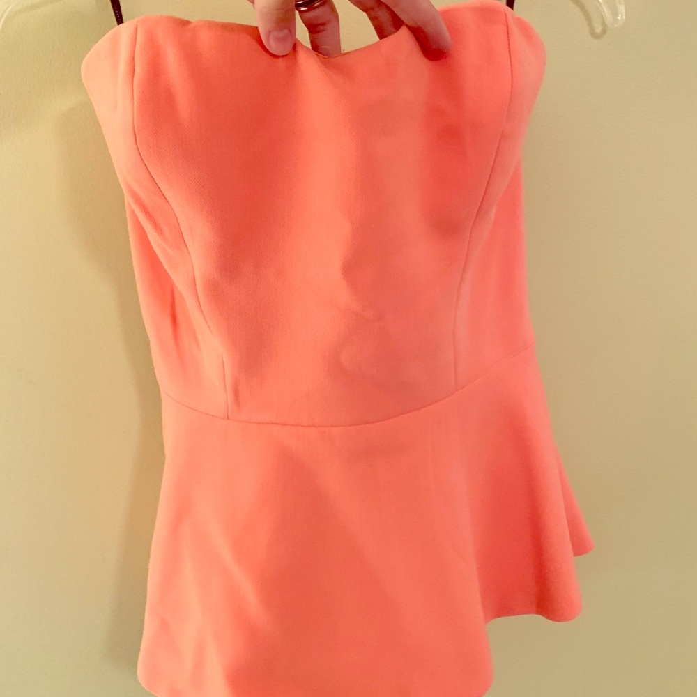 Strapless top